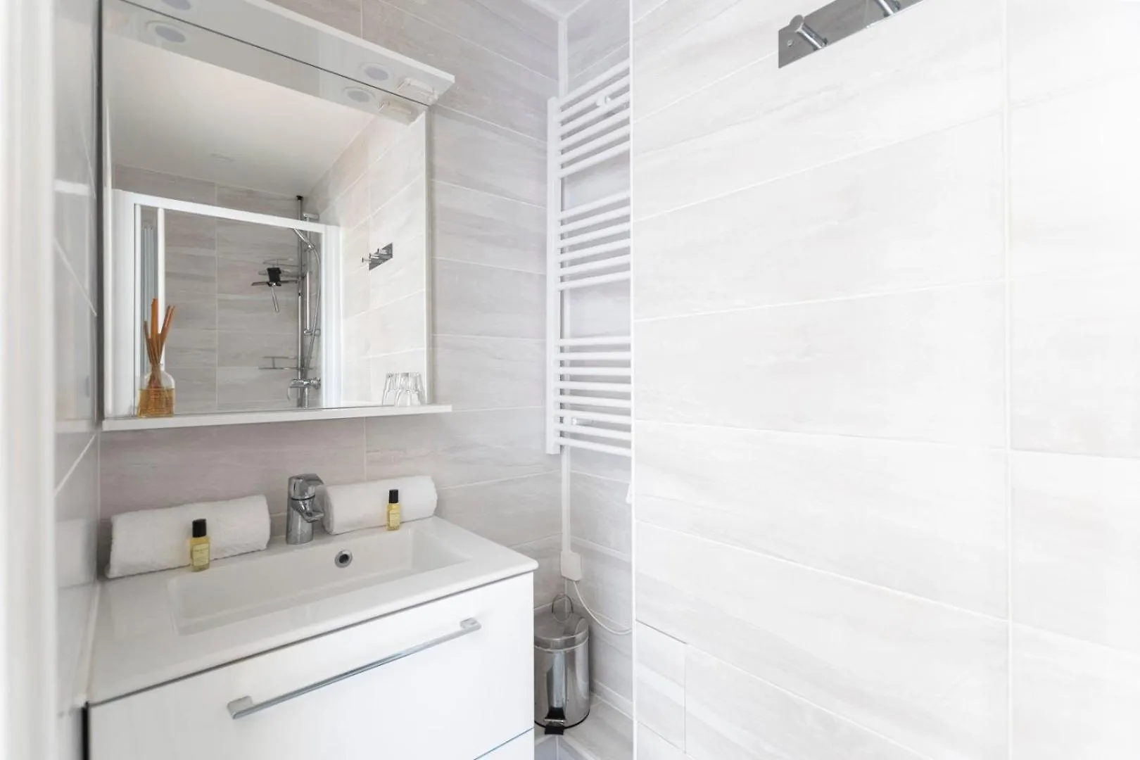 Апартаменты Guestready - Stunning Near Champs Elysees *